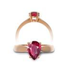 Золоте кільце з рубіном (12151)